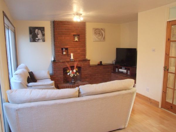 Michael Anthony Hemel Hempstead - Grovehill - Lounge